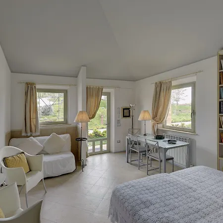 Relais Il Margarito 4* Montefano